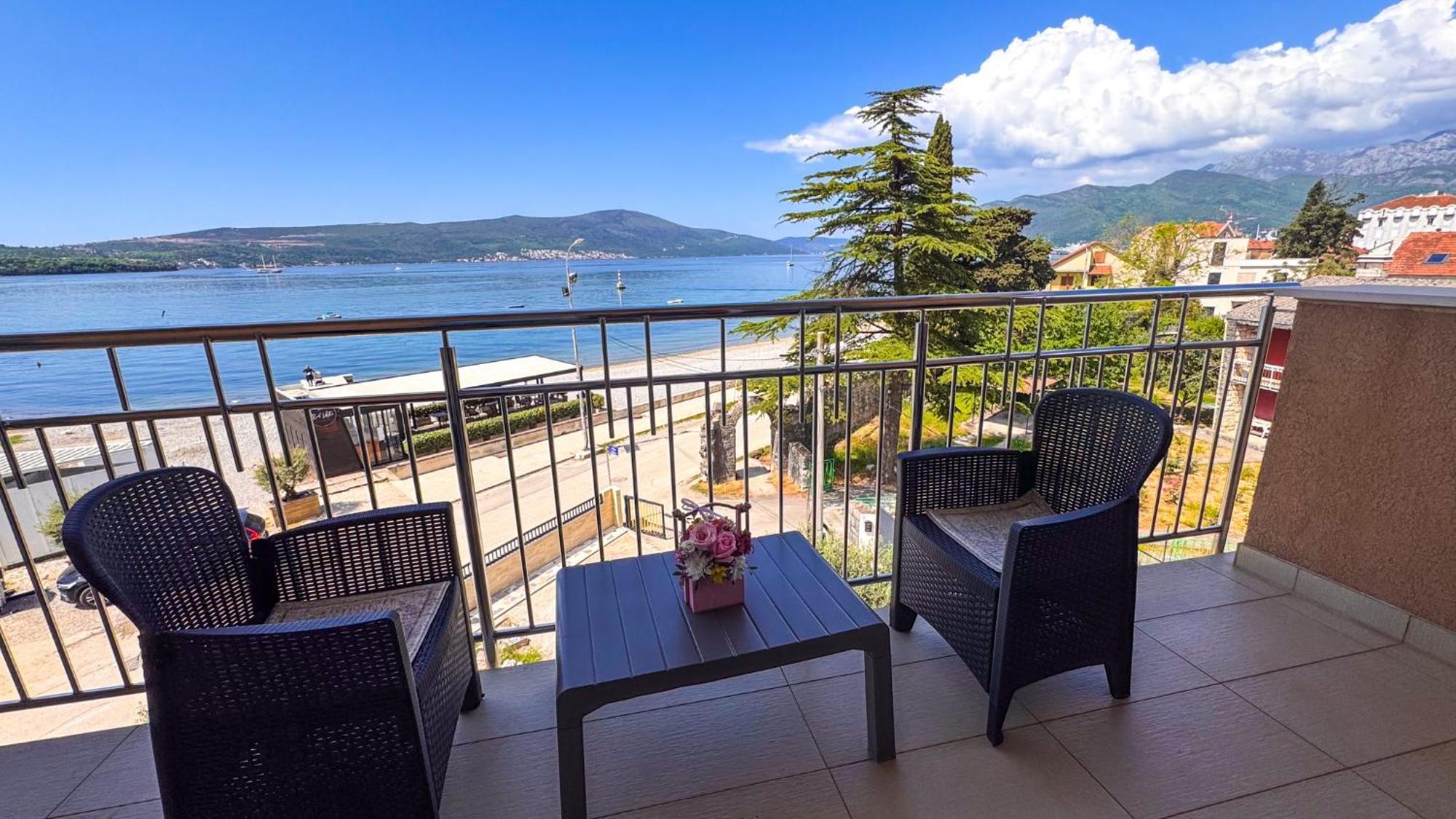 Qumi Apartments Tivat Dış mekan fotoğraf