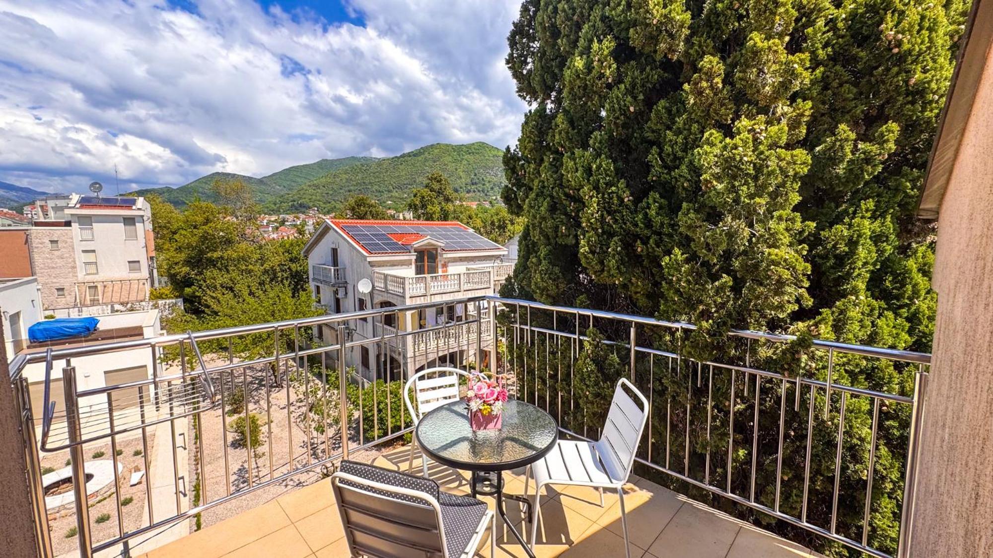 Qumi Apartments Tivat Dış mekan fotoğraf