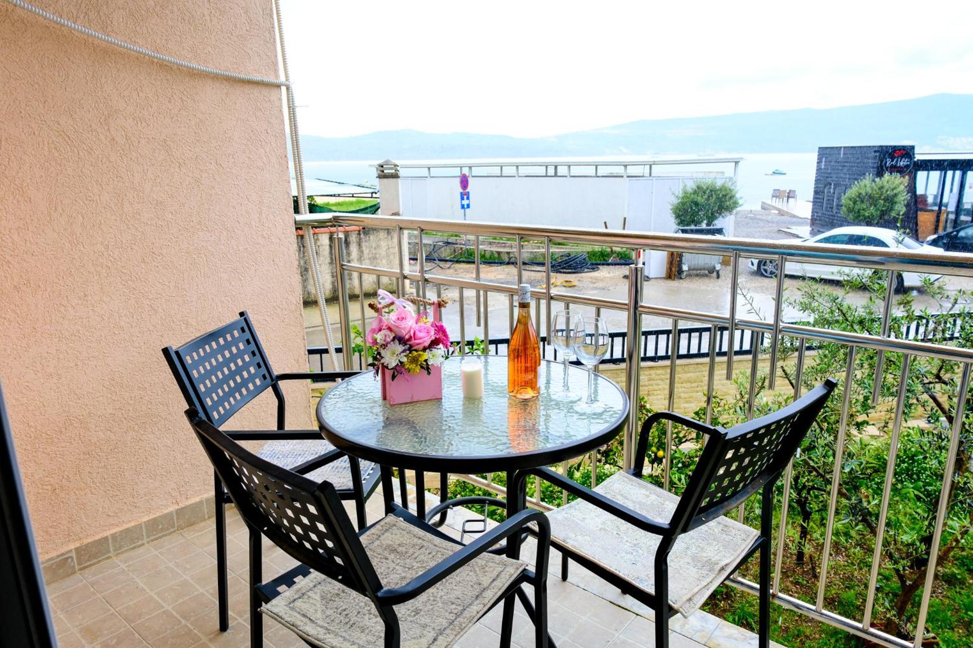 Qumi Apartments Tivat Dış mekan fotoğraf