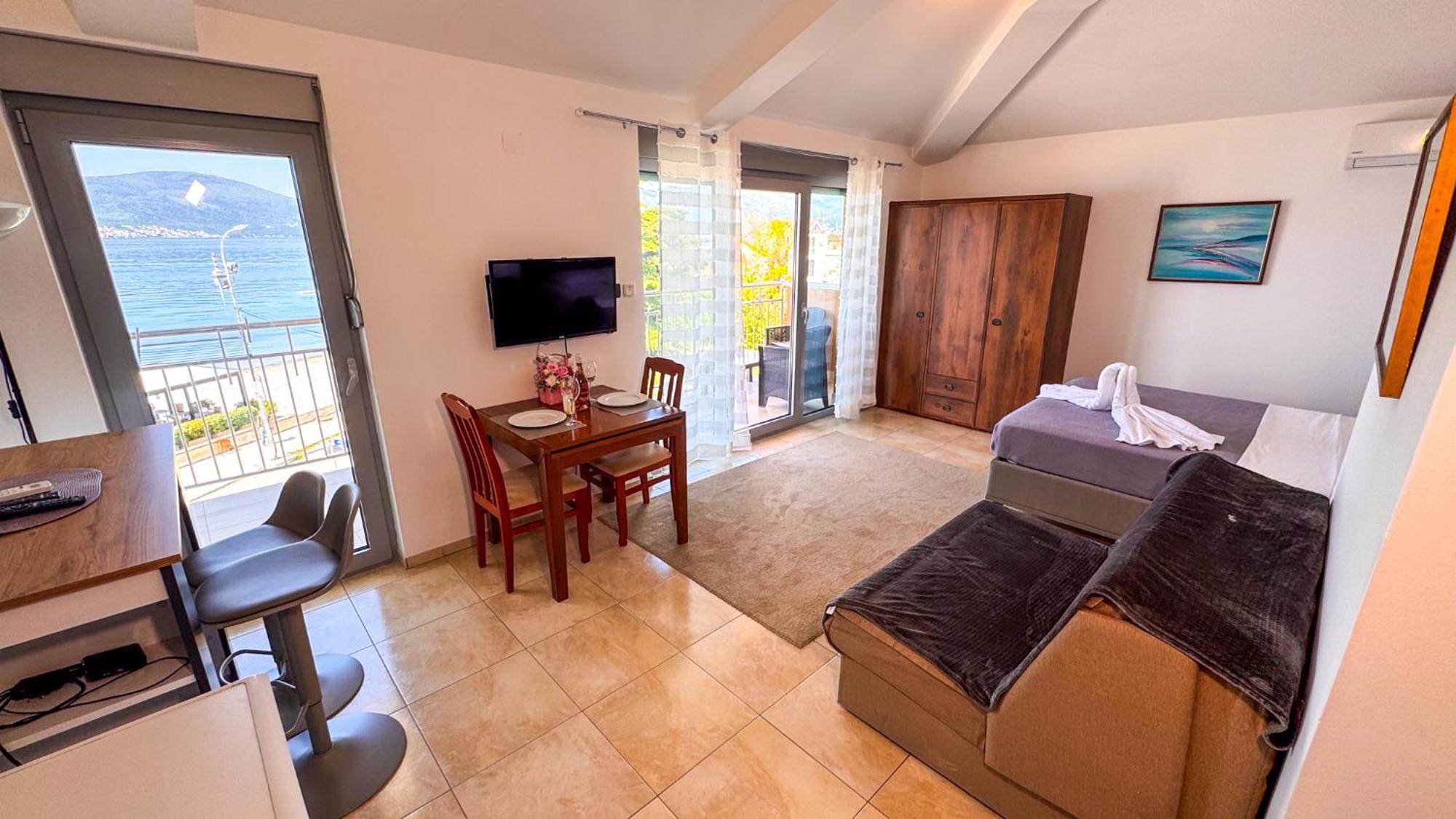 Qumi Apartments Tivat Dış mekan fotoğraf